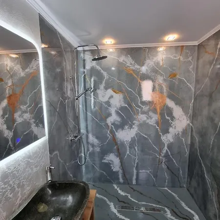 Hanul Doftana Penzion 3*